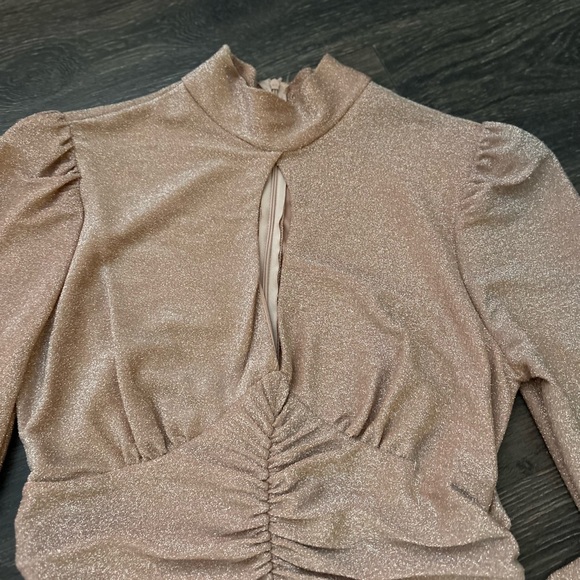 A glamozon dress in size large. - Picture 3 of 4